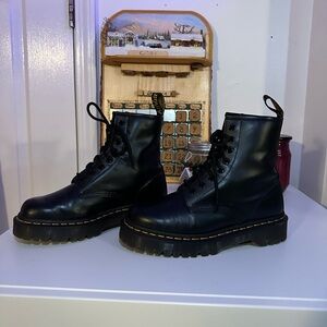 Dr. Martins 1460 BEX